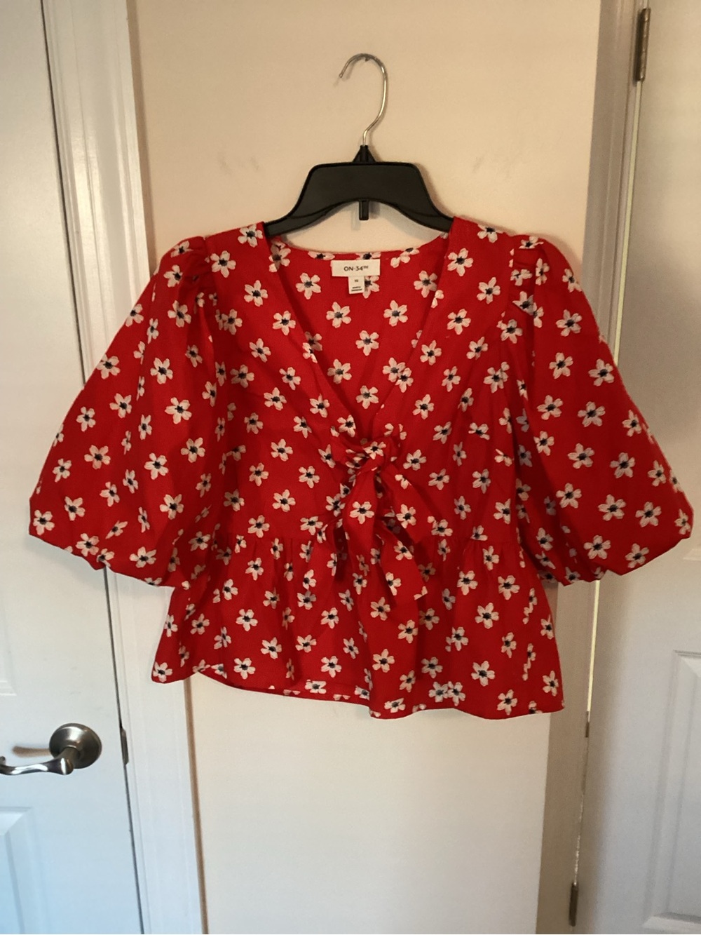 On 34th floral tie-front blouse with flutter sleeves, XS